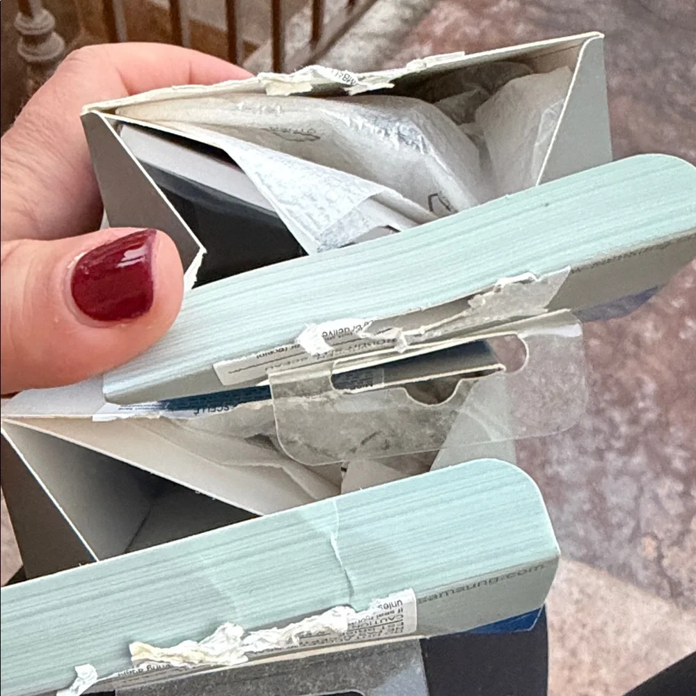 Samsung 3D Active Glasses in Blue Packaging